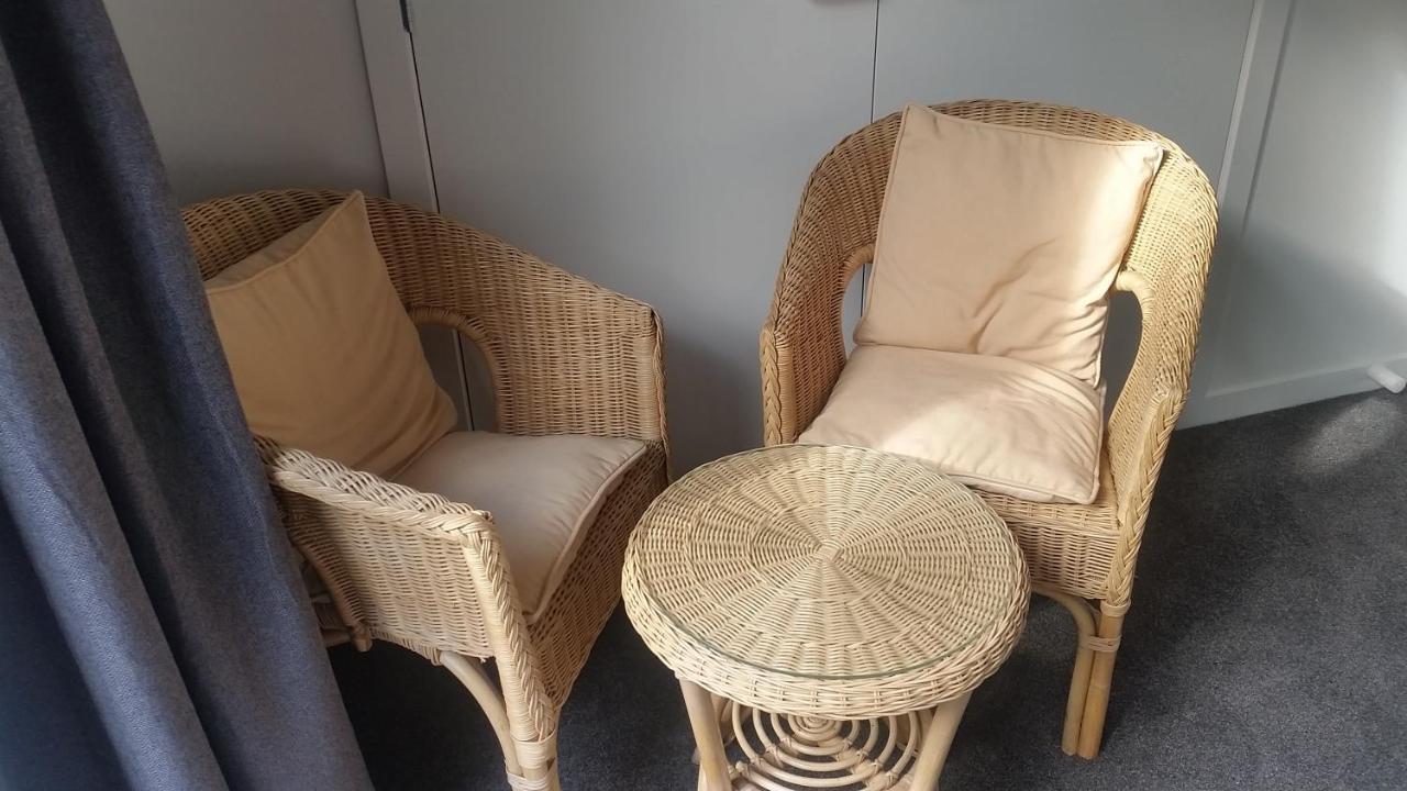 Edgehill - Semi Self-Contained Eco Friendly Home タウランガ エクステリア 写真